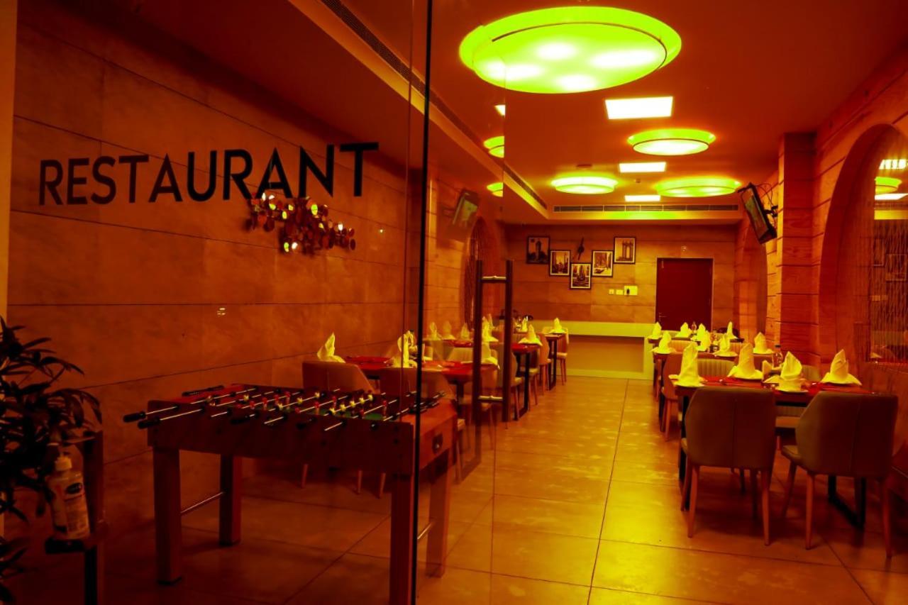 Hotel New York Square Kottayam Dış mekan fotoğraf